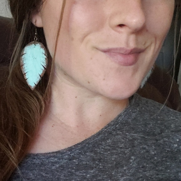 2 Inch | Rustic Leather Feather Earrings - Picture 5 of 5